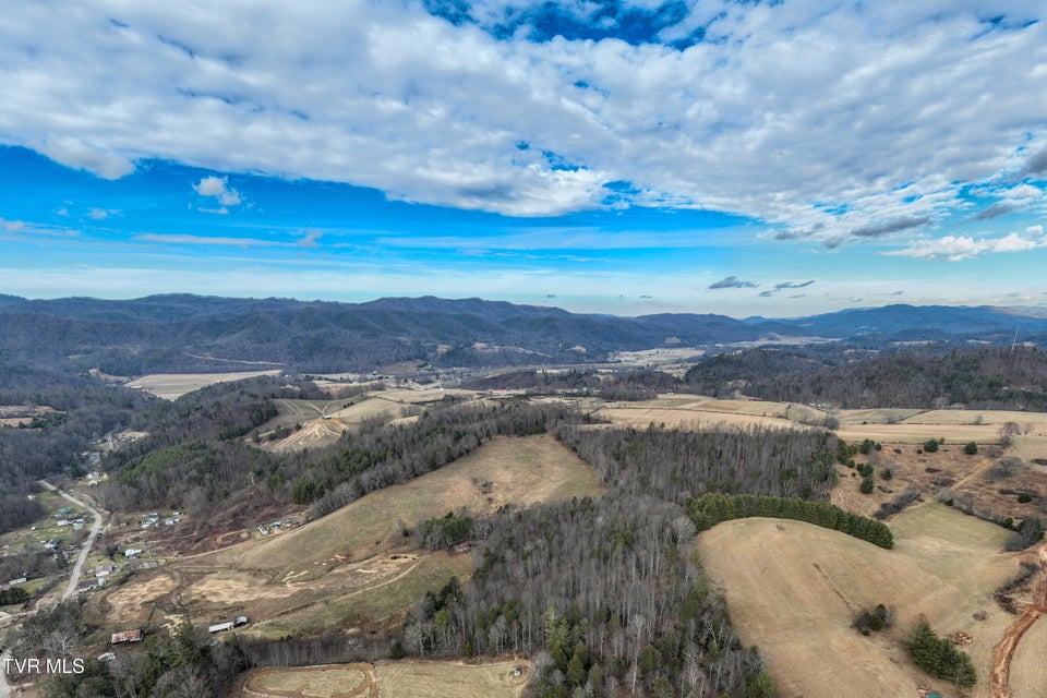 Photo #31: 517 Mill Creek Road