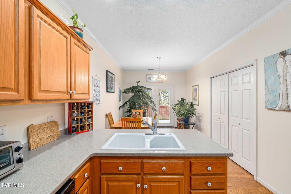 Photo #11: 7 Cherokee Ridge Court