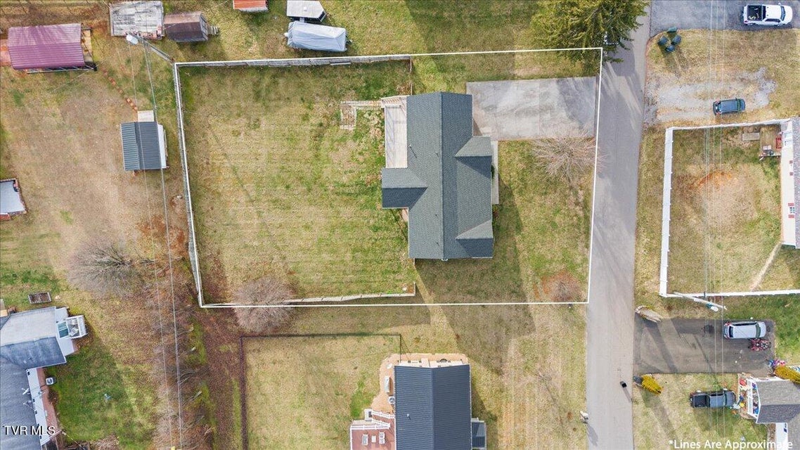 Photo #8: 331 Townview Drive