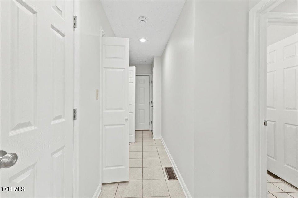 Photo #27: 331 Townview Drive