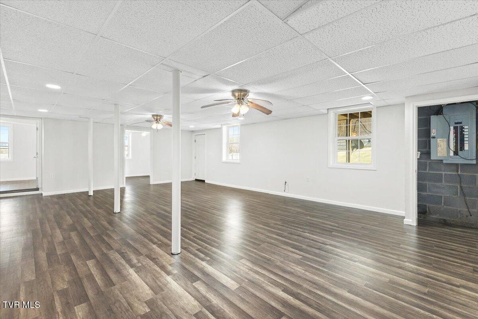 Photo #35: 331 Townview Drive