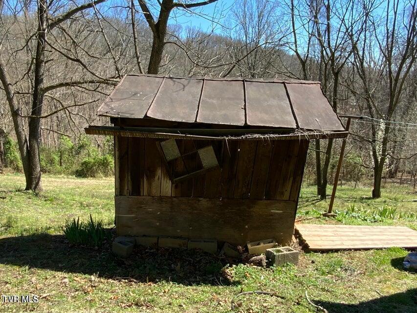 Photo #10: 229   235 Henard Road