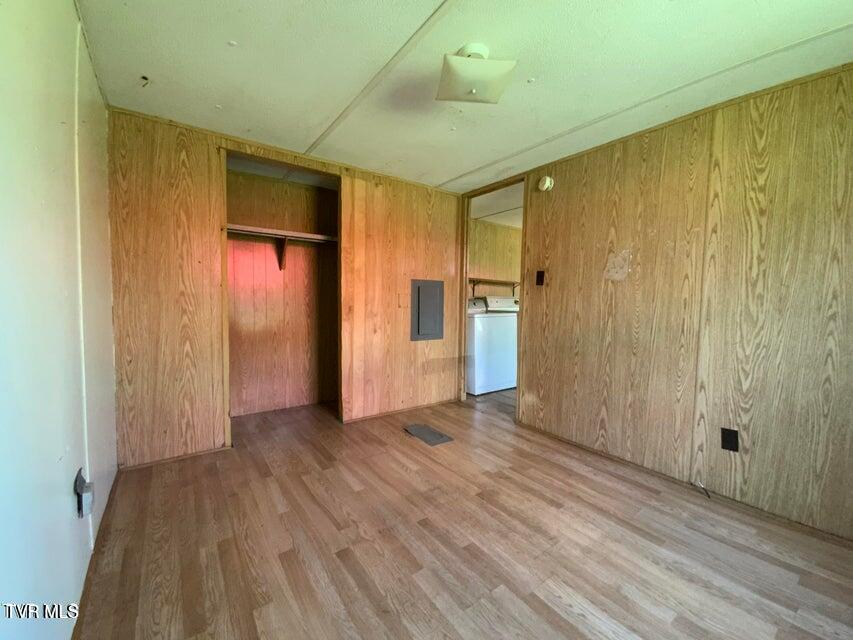 Photo #11: 229   235 Henard Road