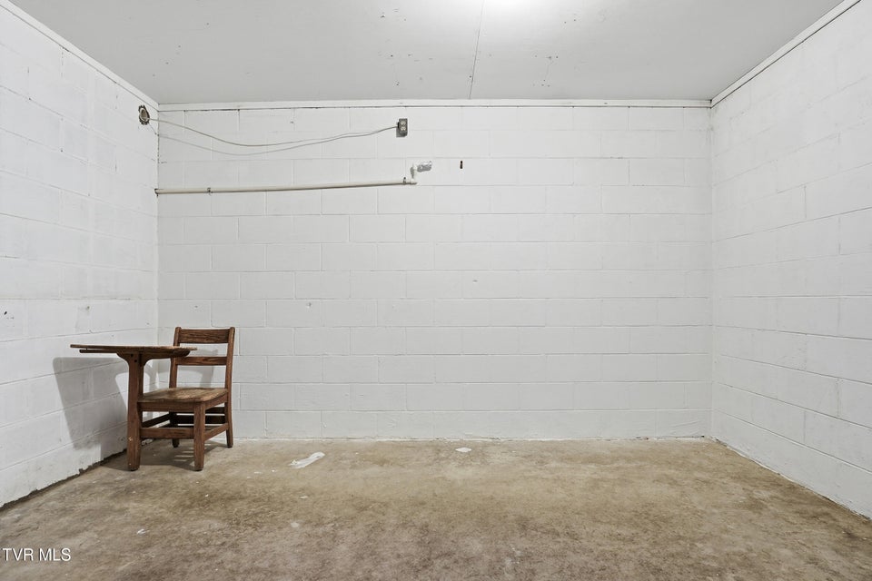 Photo #45: 528 Main Street