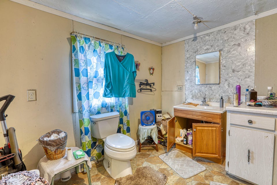 Photo #29: 1605 Lynnwood Drive