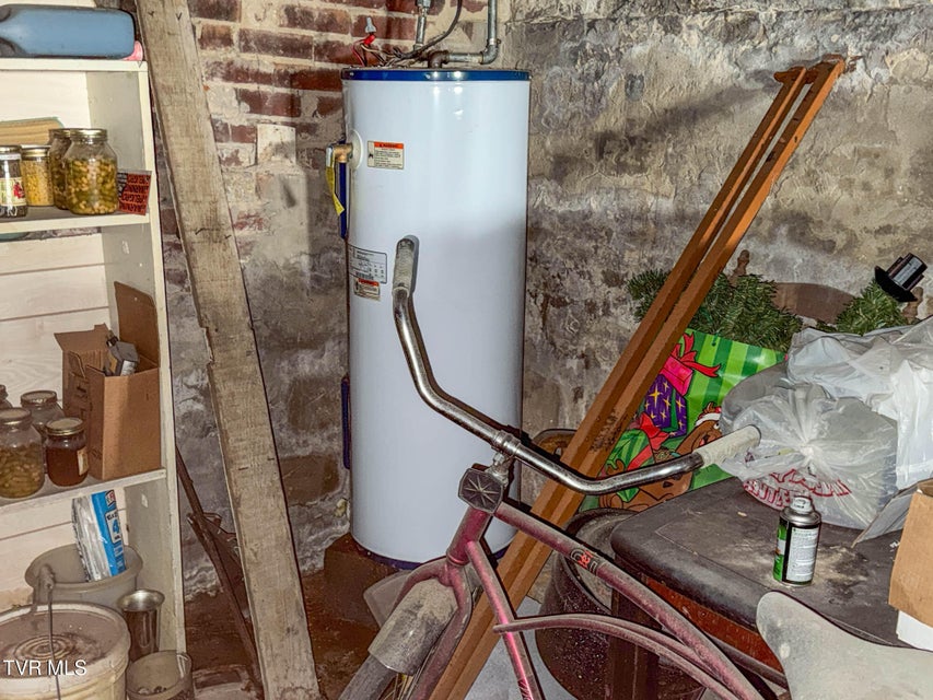 Photo #36: 1605 Lynnwood Drive