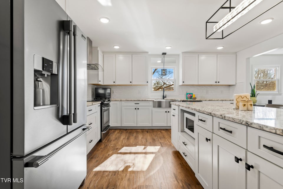 Photo #17: 2112 Knob Creek Road