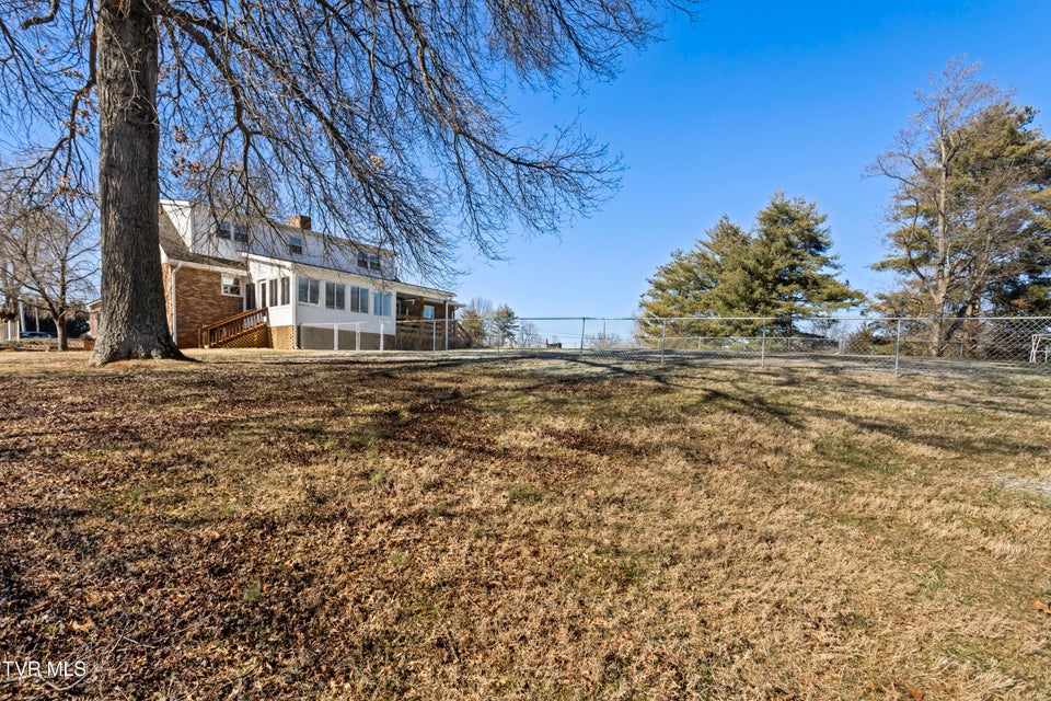 Photo #83: 2112 Knob Creek Road