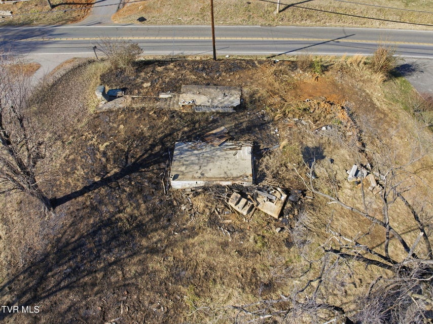 Photo #18: 1515 Bloomingdale Road