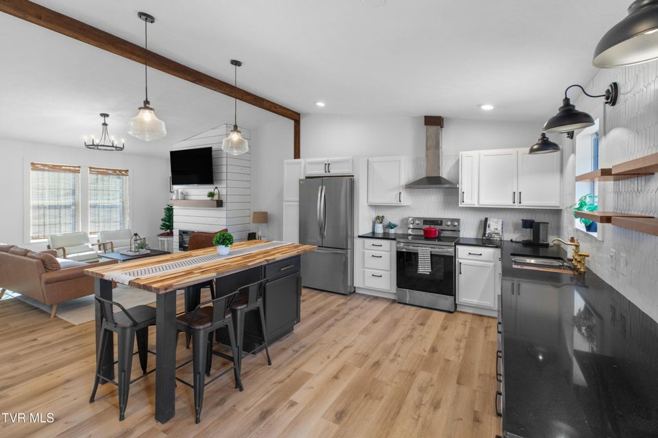 Photo #10: 2165 Brights Pike