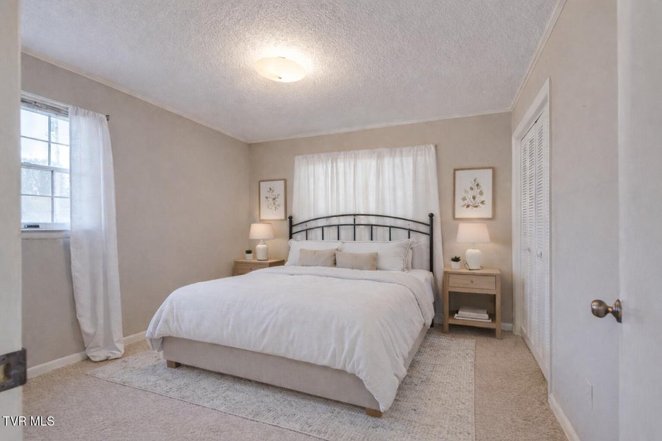 Photo #11: 2517 Sinking Creek Road