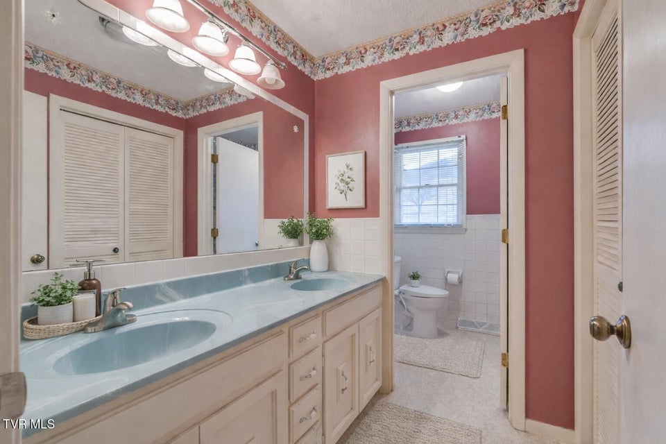 Photo #15: 2517 Sinking Creek Road