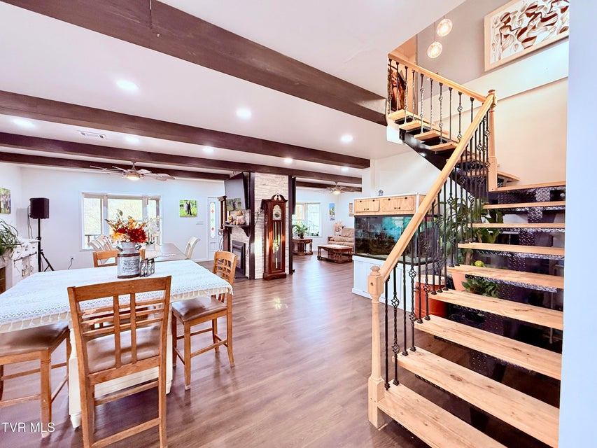 Photo #7: 119 Main Boulevard