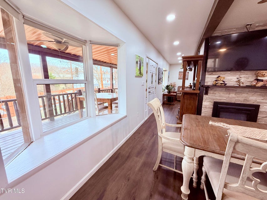 Photo #9: 119 Main Boulevard