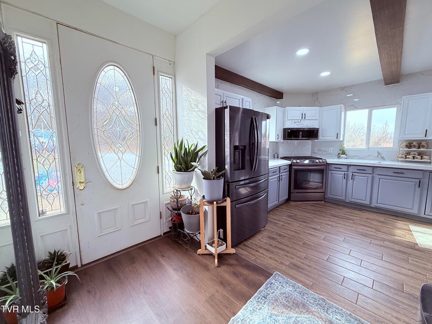 Photo #23: 119 Main Boulevard