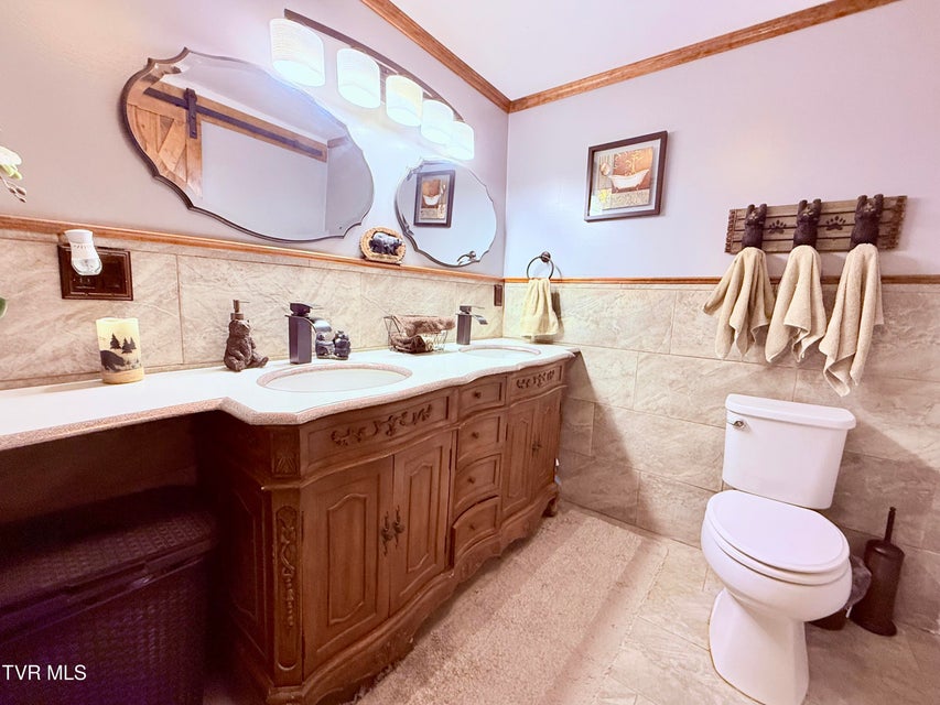 Photo #30: 119 Main Boulevard