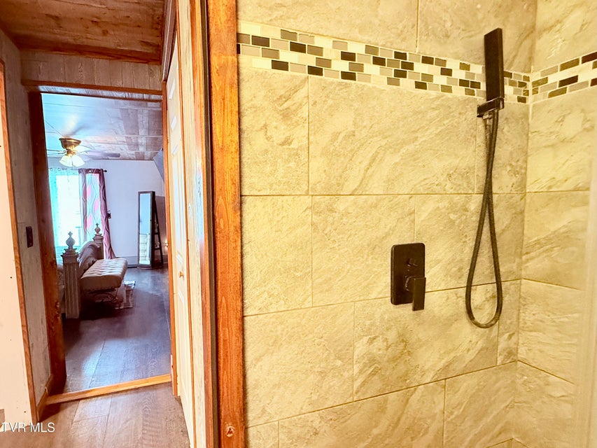 Photo #31: 119 Main Boulevard