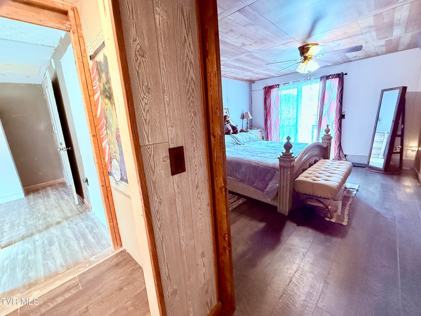 Photo #32: 119 Main Boulevard