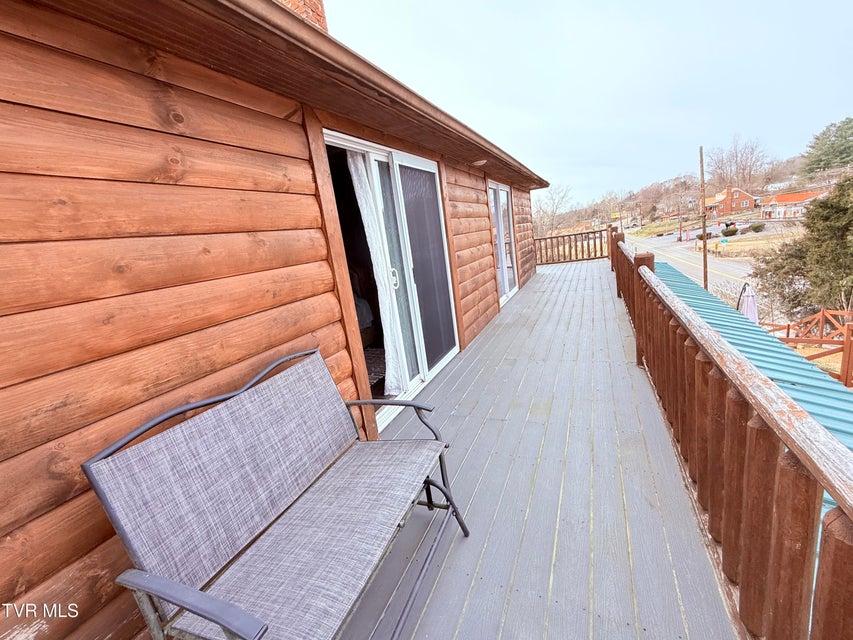 Photo #37: 119 Main Boulevard