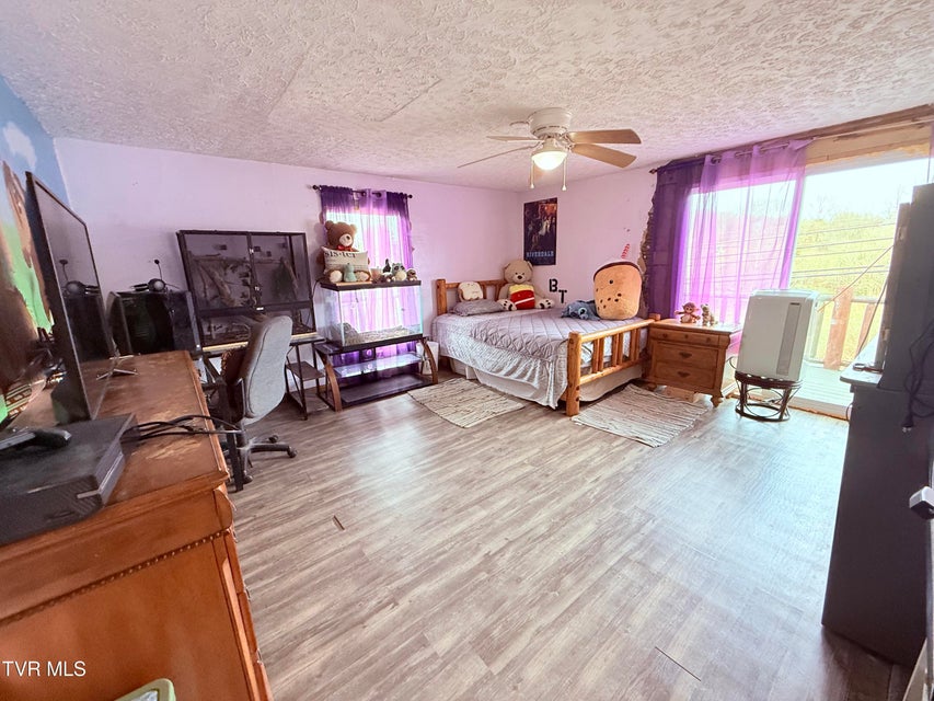 Photo #45: 119 Main Boulevard