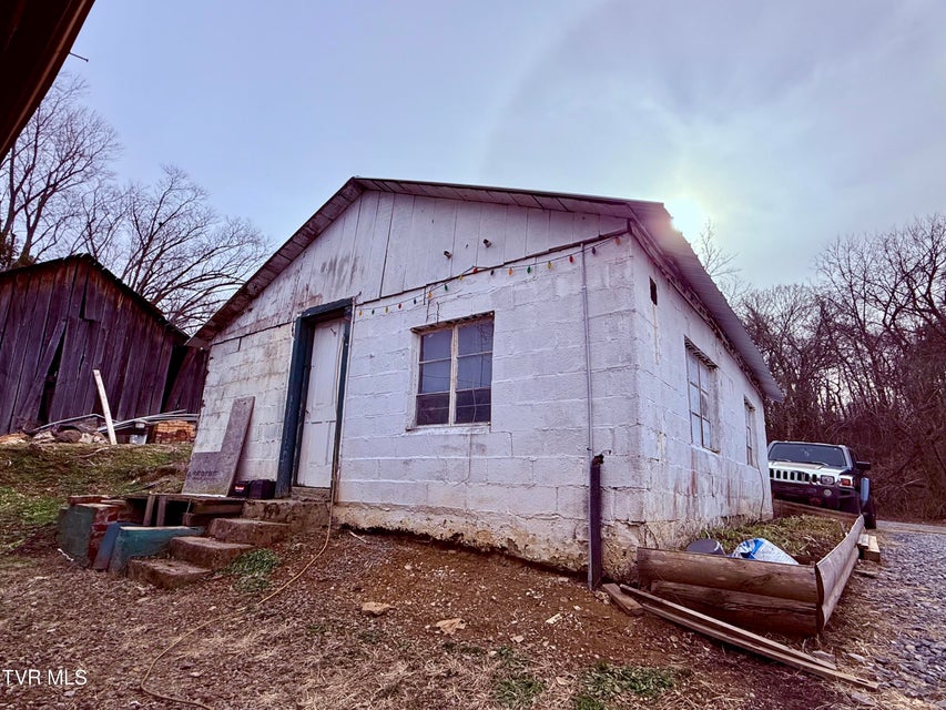 Photo #60: 119 Main Boulevard