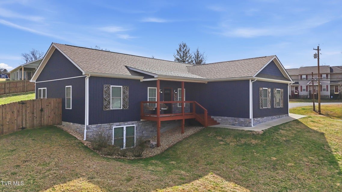 Photo #2: 707 Cherokee Street