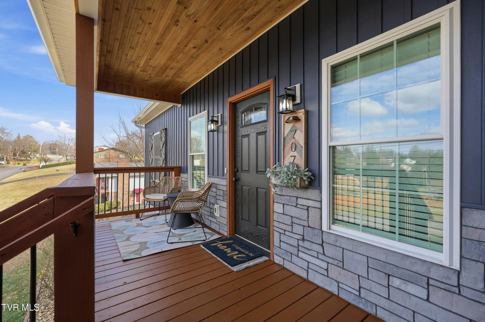 Photo #3: 707 Cherokee Street