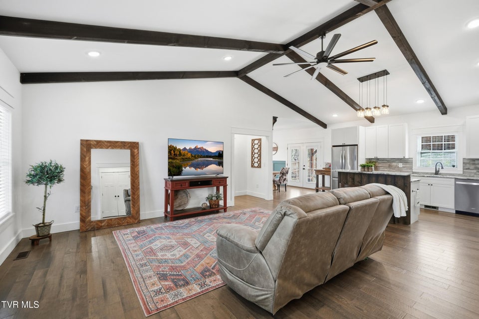 Photo #7: 707 Cherokee Street