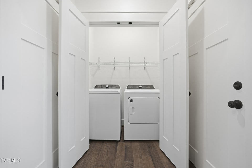 Photo #26: 707 Cherokee Street