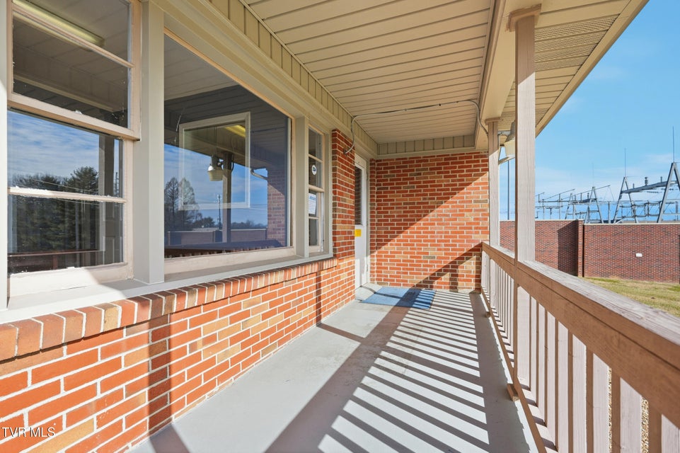 Photo #5: 1510 Bluff City Highway