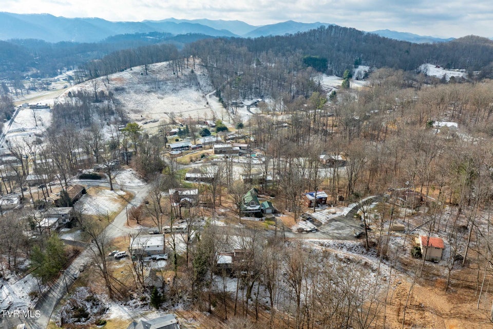 Photo #72: 108 Saratoga Circle