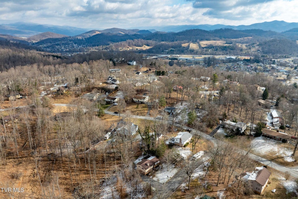 Photo #75: 108 Saratoga Circle