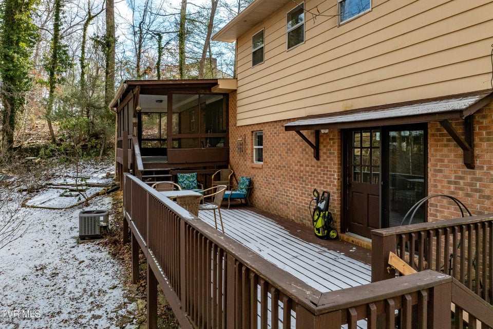 Photo #40: 108 Saratoga Circle