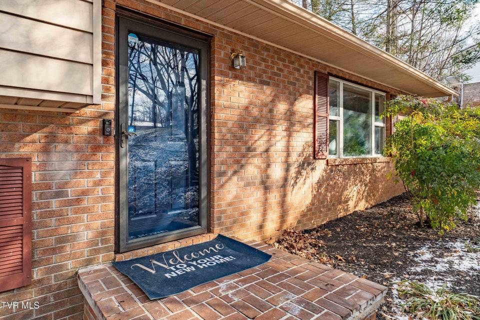 Photo #5: 108 Saratoga Circle