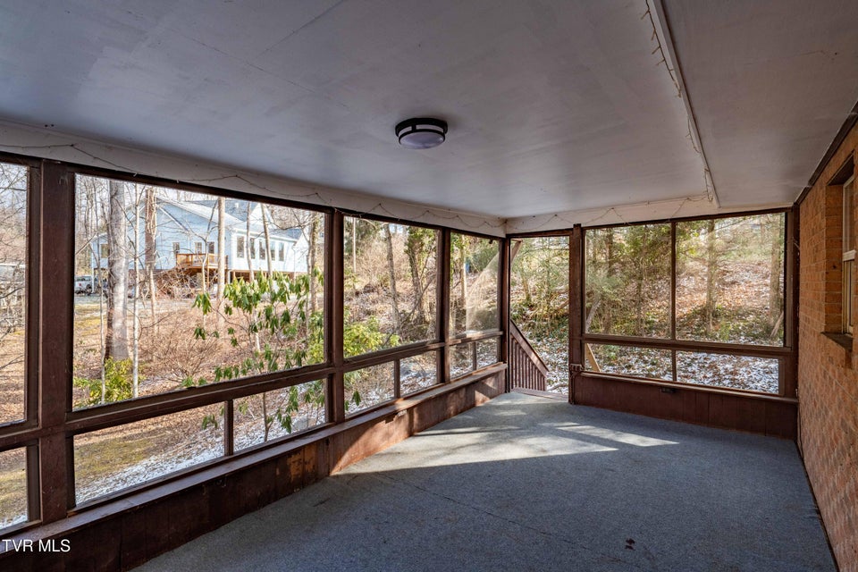 Photo #45: 108 Saratoga Circle