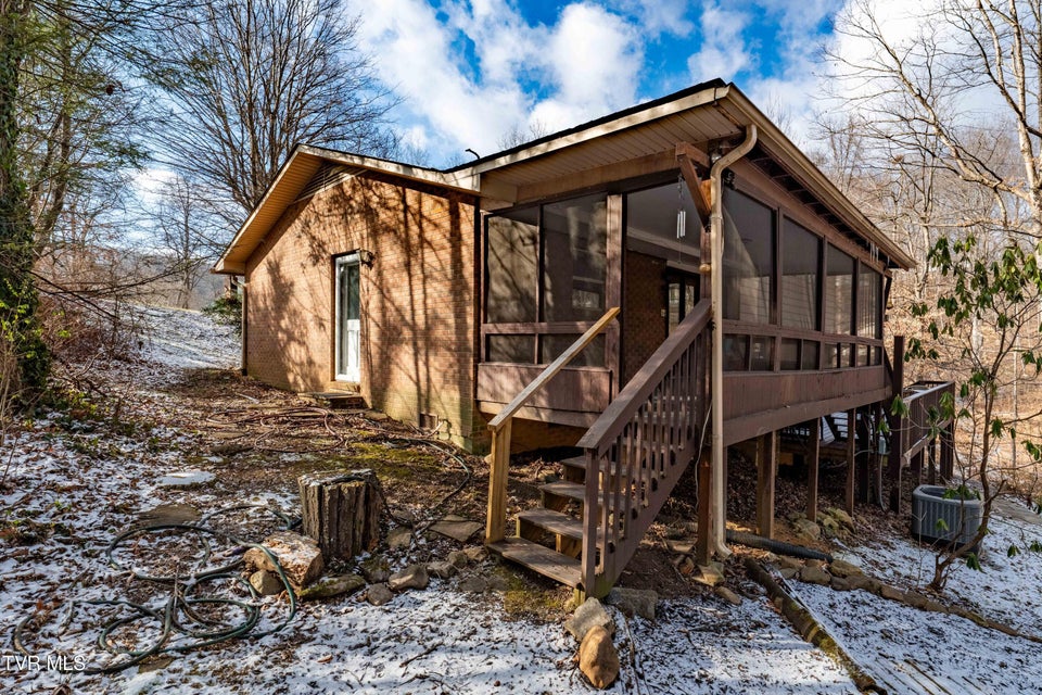 Photo #48: 108 Saratoga Circle