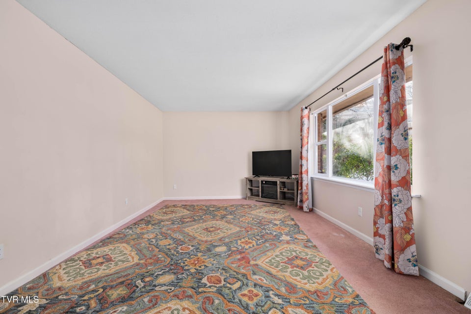 Photo #8: 108 Saratoga Circle