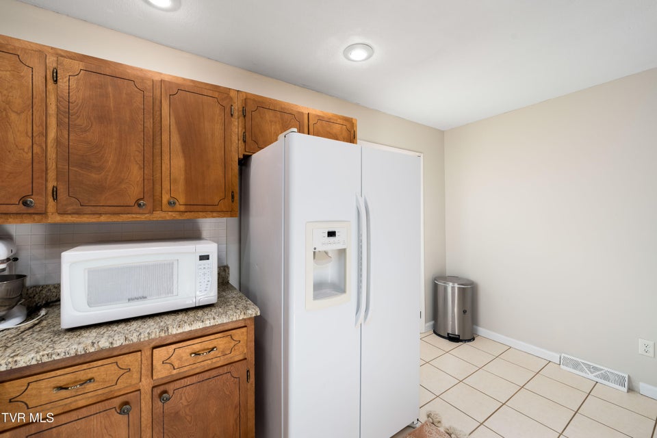 Photo #15: 108 Saratoga Circle