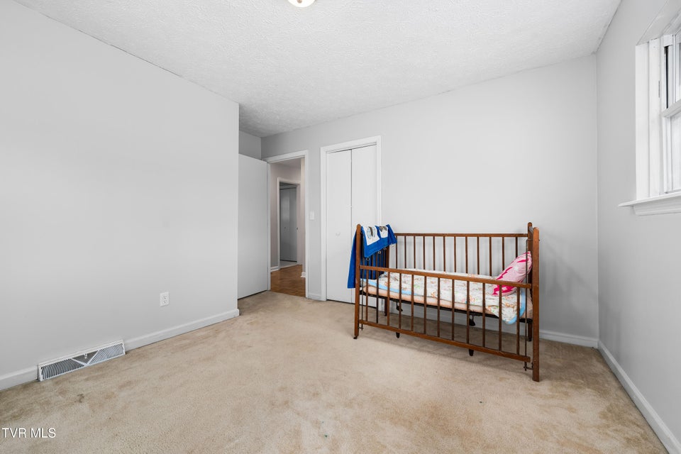 Photo #25: 108 Saratoga Circle