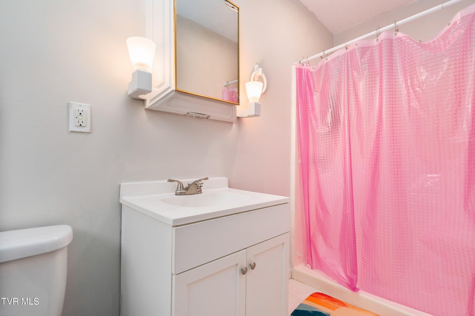 Photo #21: 108 Saratoga Circle