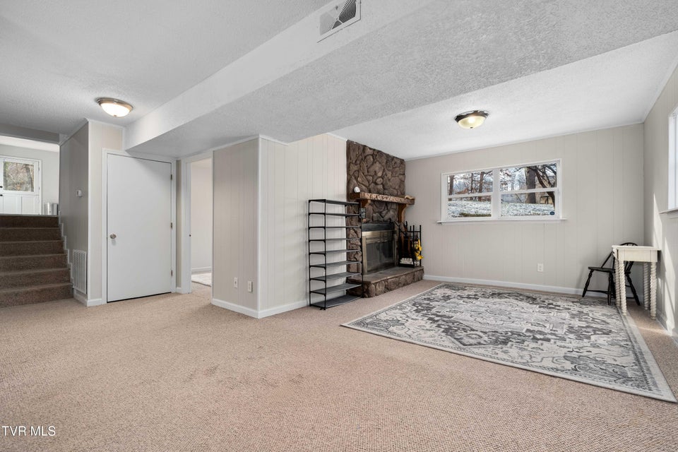 Photo #26: 108 Saratoga Circle