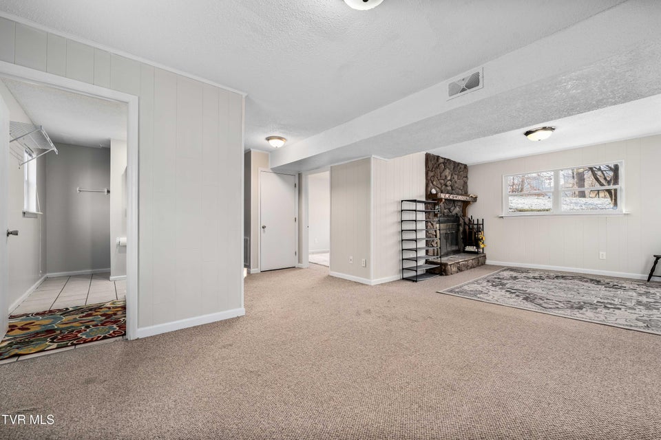 Photo #32: 108 Saratoga Circle