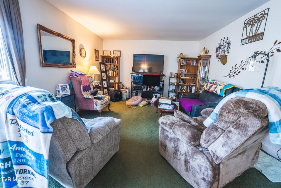 Photo #4: 170 & 158 Dalson Road