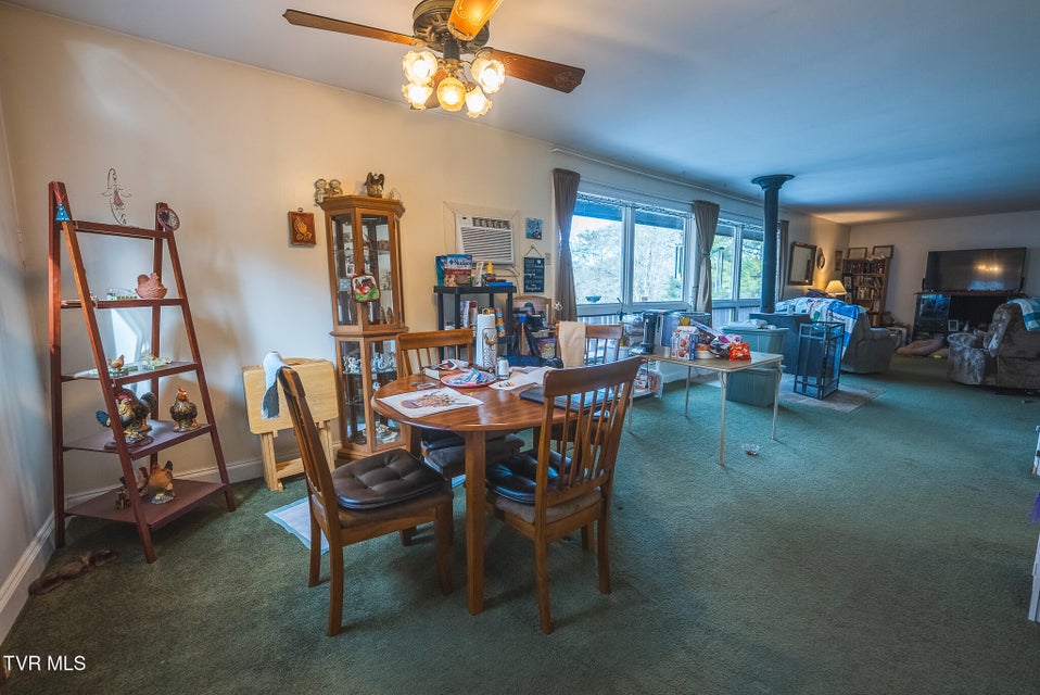 Photo #7: 170 & 158 Dalson Road