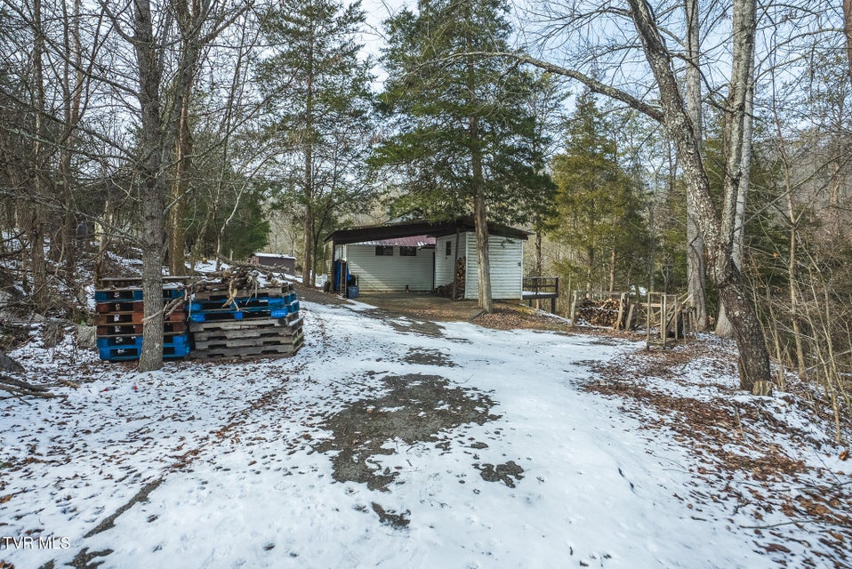 Photo #23: 170 & 158 Dalson Road