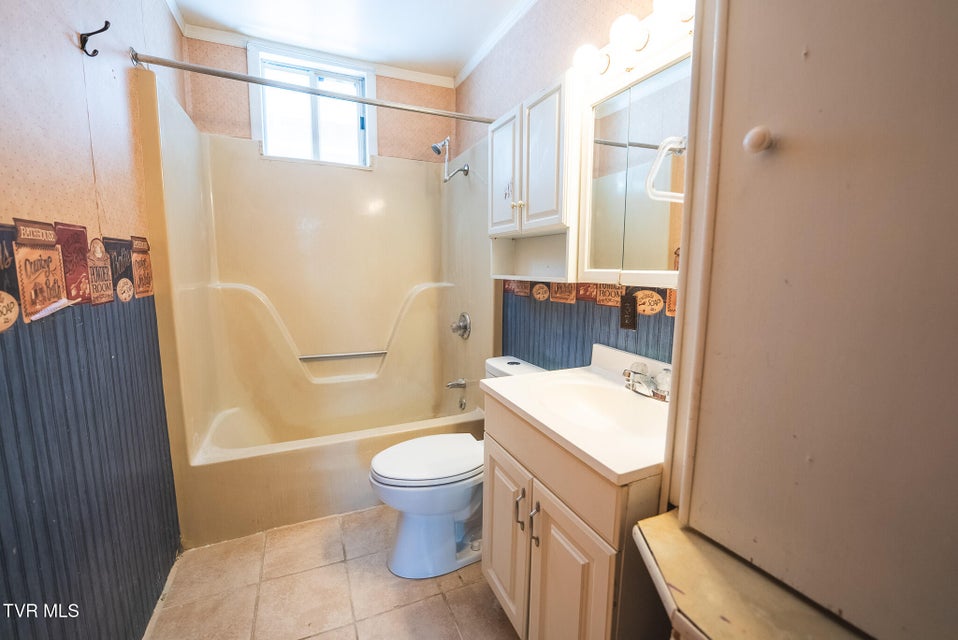 Photo #30: 170 & 158 Dalson Road