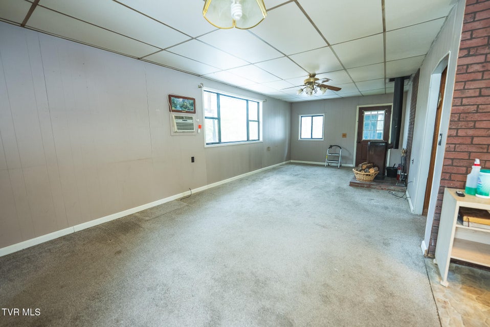 Photo #32: 170 & 158 Dalson Road