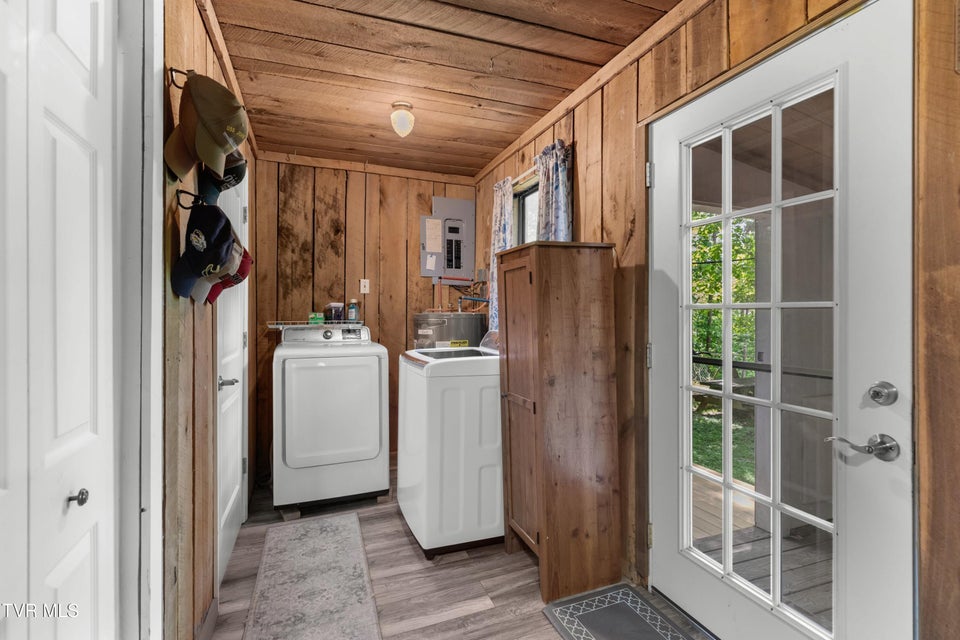 Photo #16: 236 Beech Street