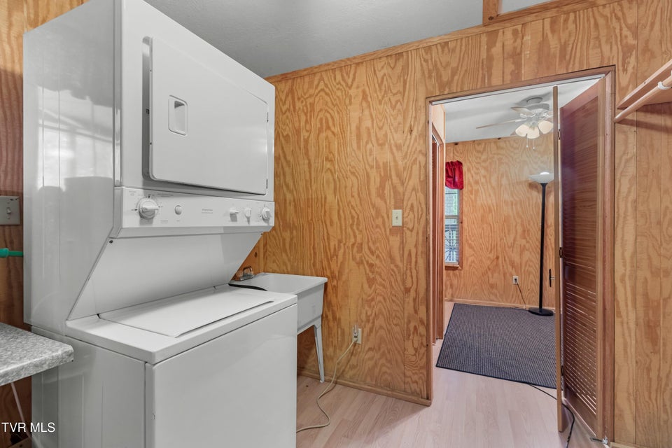 Photo #20: 236 Beech Street