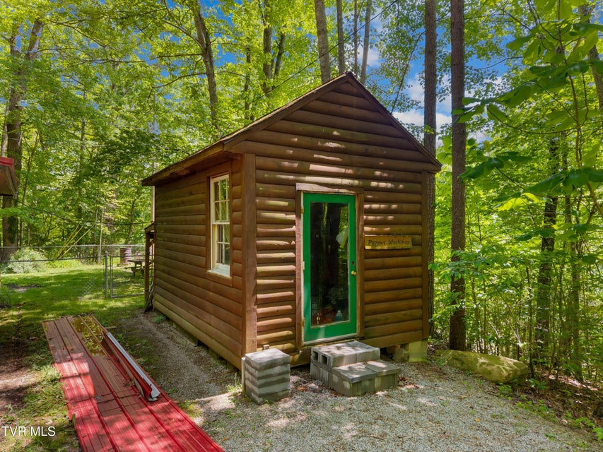 Photo #25: 236 Beech Street